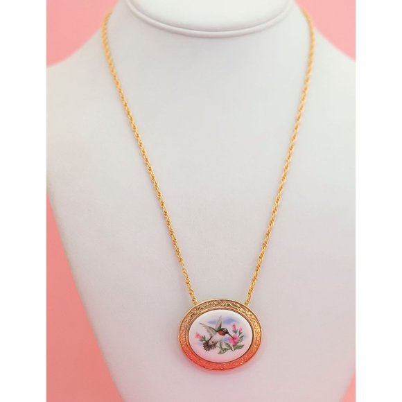 Vintage Summer Song The Humming Bird Necklace by Avon 20 inch - P11 - Picture 2 of 3